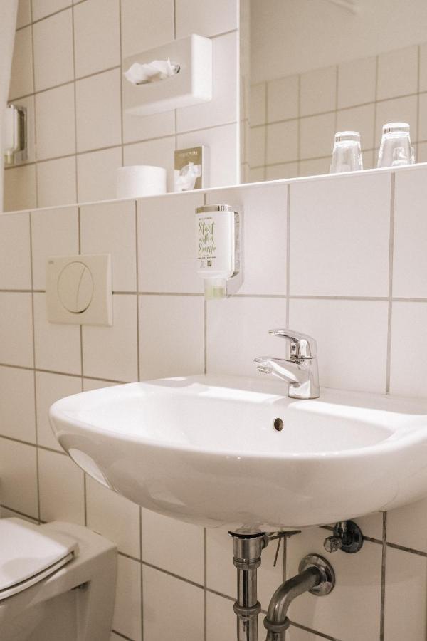 Landhotel Waldhaus Laubach  エクステリア 写真