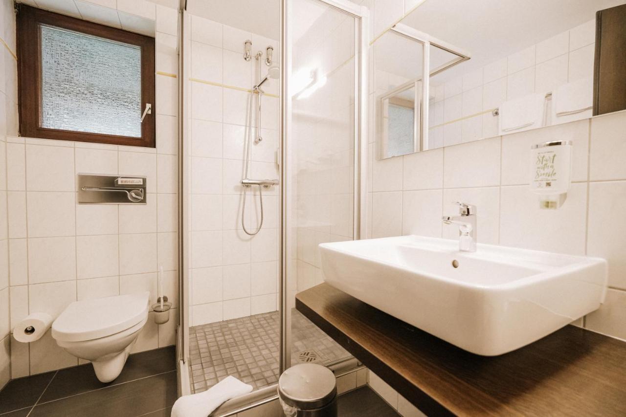 Landhotel Waldhaus Laubach  エクステリア 写真
